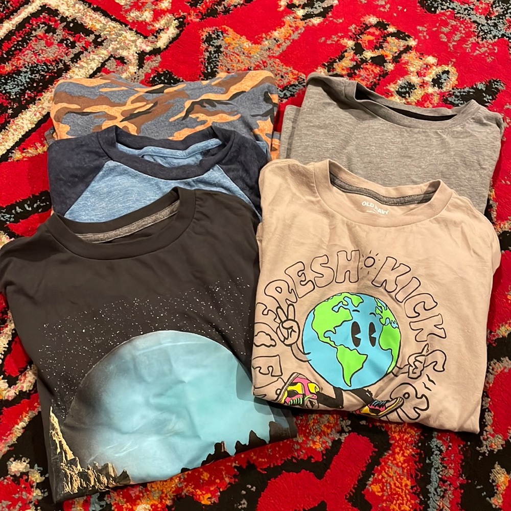 Lot of 5 long sleeve boys size 8 tops t shirts